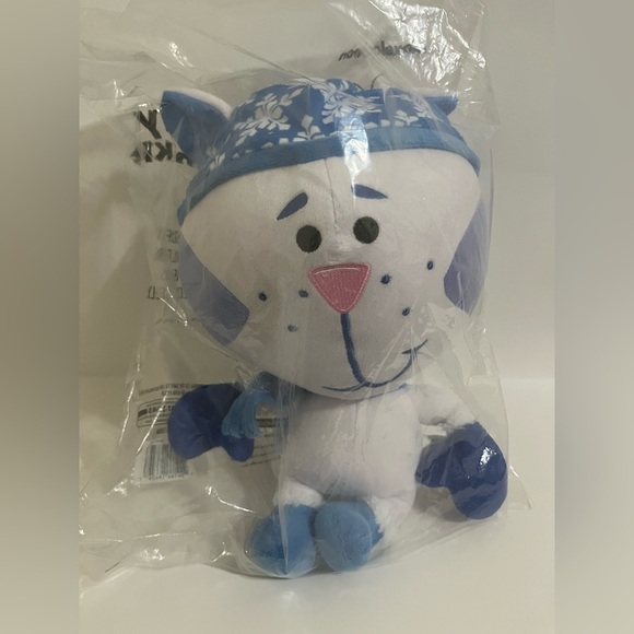 Blue’s Clues Holiday Periwinkle Plush - Picture 1 of 5